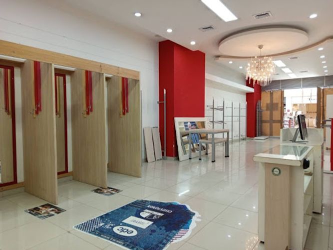 Local en arriendo en El Porvenir, Rionegro, 91 m² · foto 2 de 8