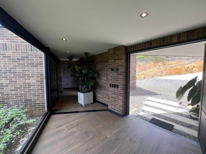 Casa de 3 alcobas en venta en San Miguel, La Ceja, 345 m² · foto 17 de 24