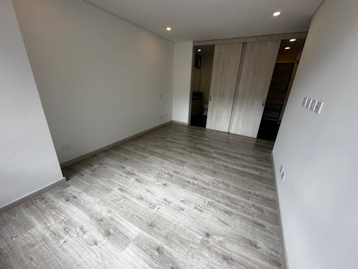 Apartamento en venta en Altos Del Poblado, Medellín · foto 12 de 24