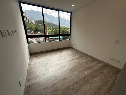 Apartamento en venta en Altos Del Poblado, Medellín · foto 13 de 24