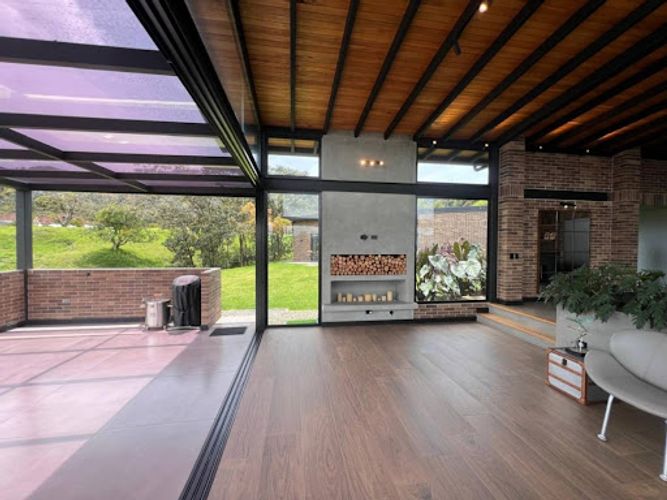 Casa de 3 alcobas en venta en San Miguel, La Ceja, 345 m² · foto 22 de 24