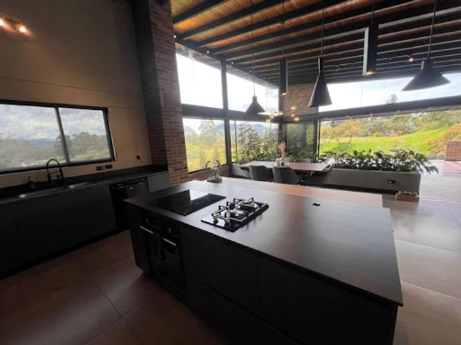 Casa de 3 alcobas en venta en San Miguel, La Ceja, 345 m² · foto 23 de 24