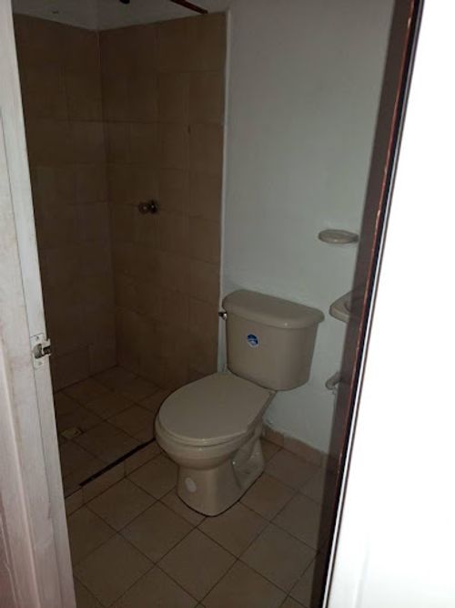 Local en arriendo en La América, Medellín, 180 m² · foto 8 de 15