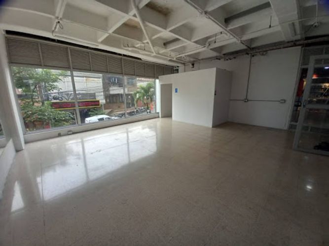 Local en arriendo en Manrique Central, Medellín, 45 m² · foto 4 de 9