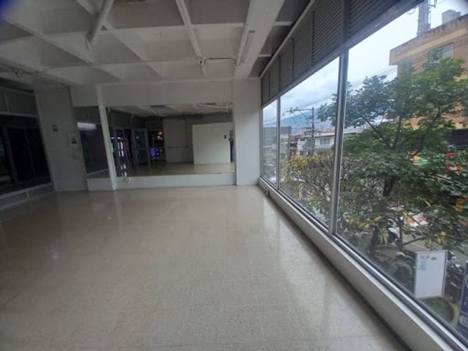 Local en arriendo en Manrique Central, Medellín, 45 m² · foto 6 de 9
