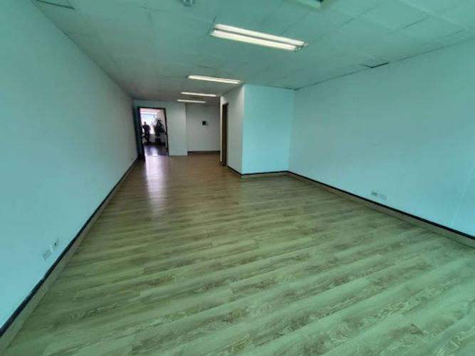 Oficina en arriendo en Milla De Oro, Medellín, 48 m² · foto 5 de 16
