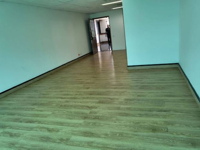Oficina en arriendo en Milla De Oro, Medellín, 48 m² · foto 10 de 16