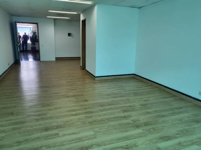 Oficina en arriendo en Milla De Oro, Medellín, 48 m² · foto 12 de 16