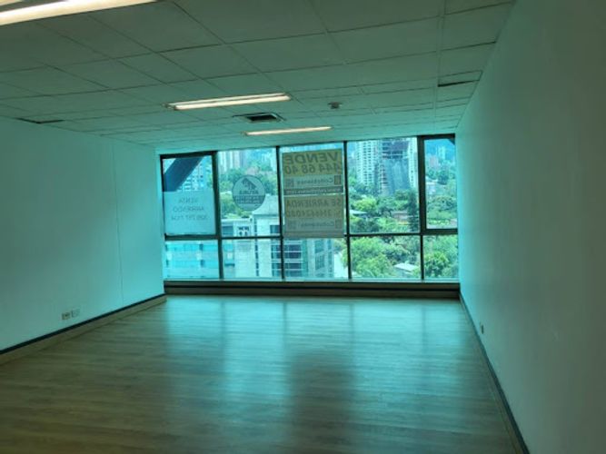 Oficina en arriendo en Milla De Oro, Medellín, 48 m² · foto 14 de 16