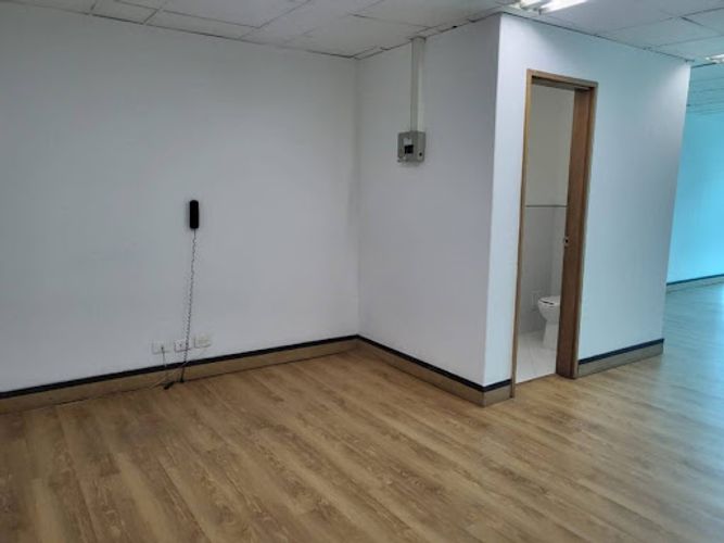 Oficina en arriendo en Milla De Oro, Medellín, 48 m² · foto 15 de 16