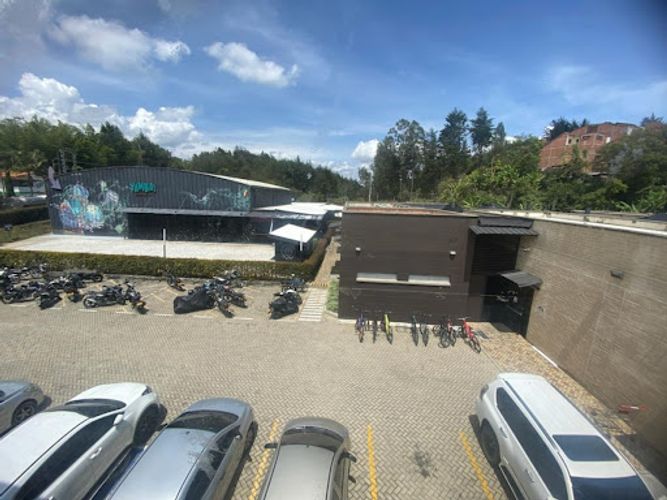 Local en venta en El Porvenir, Rionegro, 29 m² · foto 2 de 9