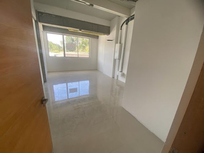 Local en venta en El Porvenir, Rionegro, 29 m² · foto 4 de 9