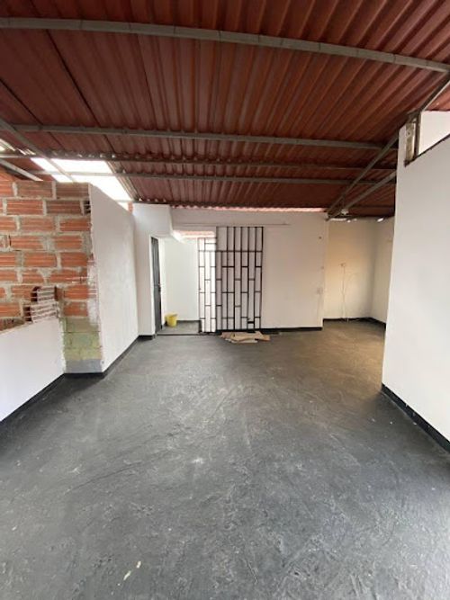 Bodega en arriendo en El Cairo, Bello, 120 m² · foto 10 de 12