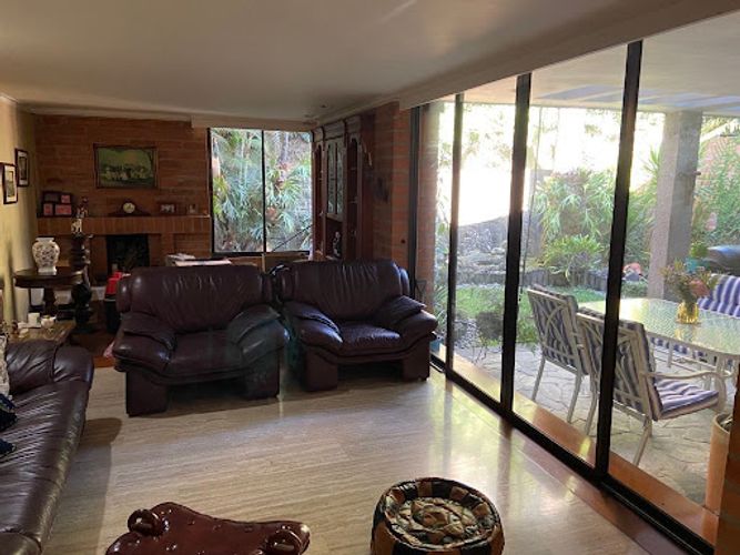 Casa de 4 alcobas en venta en Los Balsos, Medellín, 270 m² · foto 3 de 14