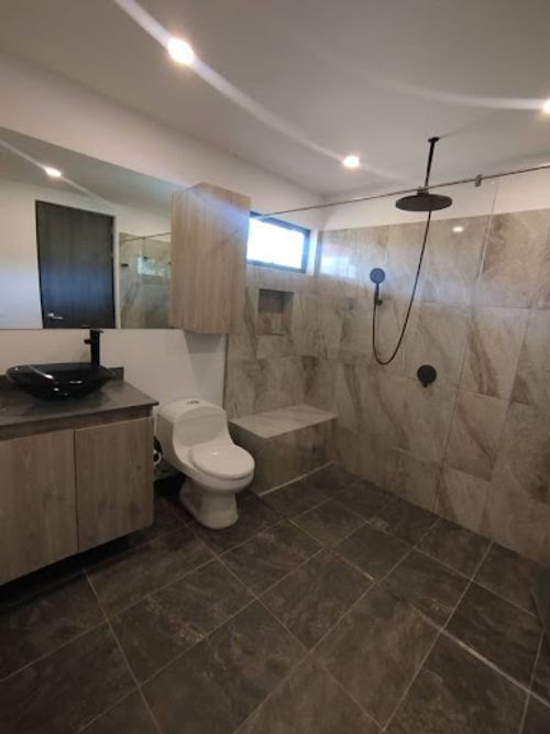 Casa de 3 alcobas en arriendo en Canoas, Guarne, 250 m² · foto 7 de 24