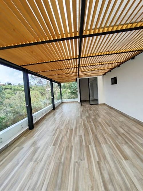 Casa de 3 alcobas en arriendo en Canoas, Guarne, 250 m² · foto 11 de 24