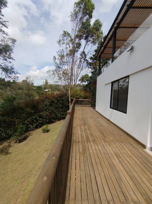 Casa de 3 alcobas en arriendo en Canoas, Guarne, 250 m² · foto 16 de 24