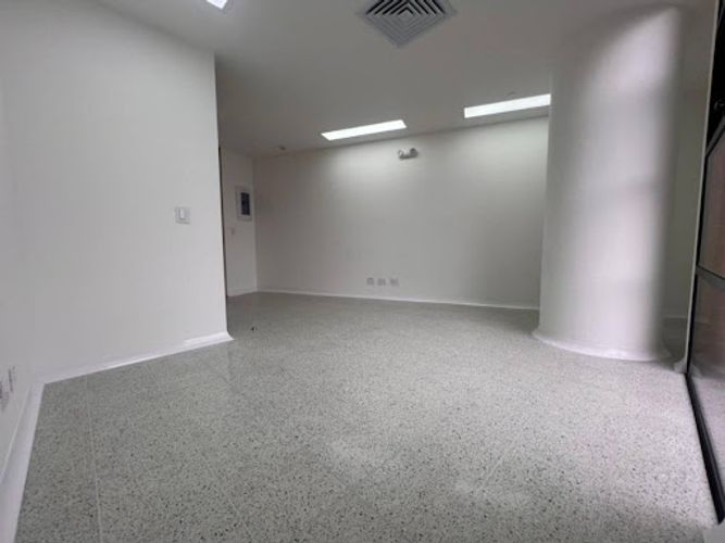 Consultorio en arriendo en Perpetuo Socorro, Medellín, 35 m² · foto 2 de 10