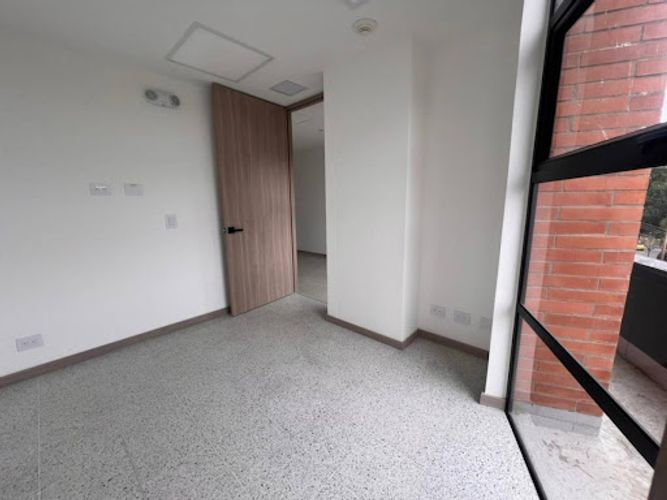 Consultorio en arriendo en Perpetuo Socorro, Medellín, 35 m² · foto 5 de 10