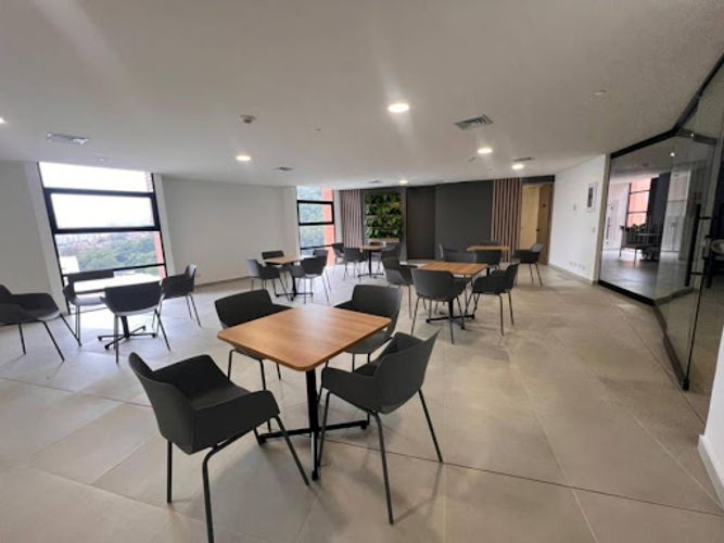 Consultorio en arriendo en Perpetuo Socorro, Medellín, 35 m² · foto 9 de 10