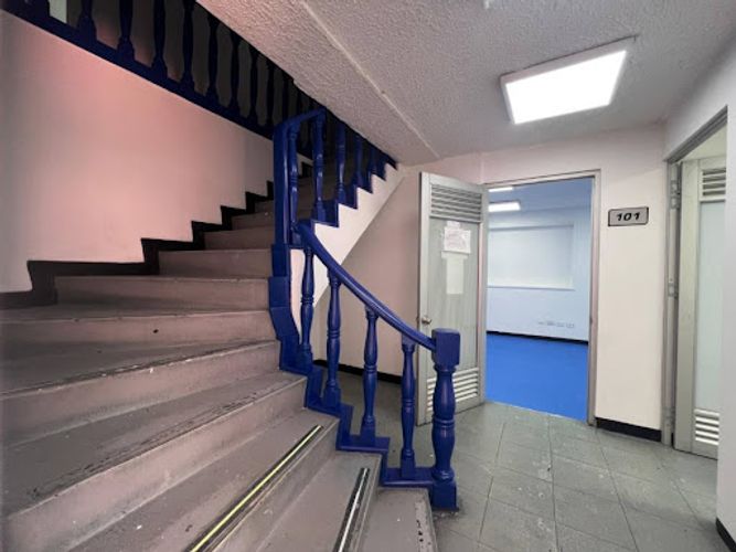 Casa de 8 alcobas en venta en Los Alcazares, Bogotá, 1120 m² · foto 3 de 10