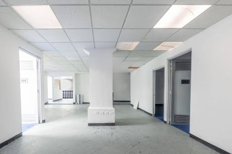 Casa de 8 alcobas en venta en Los Alcazares, Bogotá, 1120 m² · foto 7 de 10