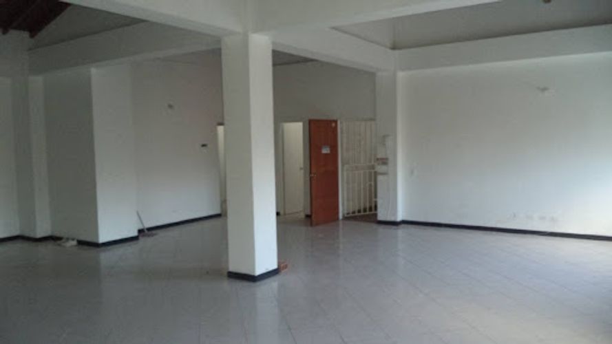 Oficina en arriendo en La América, Medellín, 120 m² · foto 3 de 19