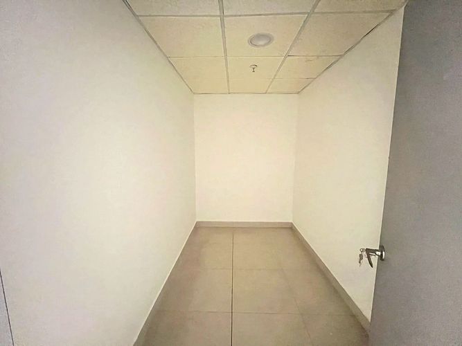 Local en venta en Jardin Botanico, Medellín, 257 m² · foto 19 de 24