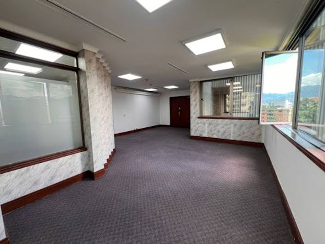 Oficina en arriendo en Milla De Oro, Medellín, 170 m² · foto 3 de 14