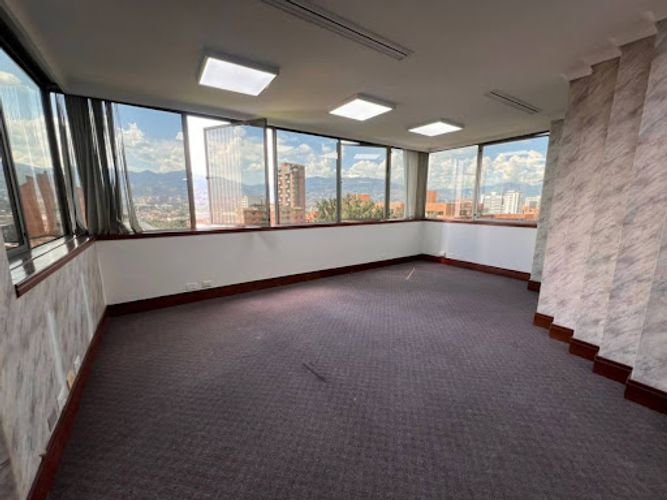 Oficina en arriendo en Milla De Oro, Medellín, 170 m² · foto 10 de 14