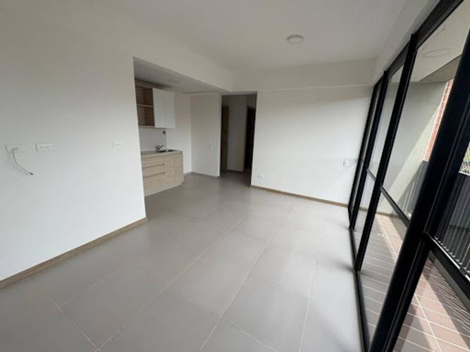 Apartamento de 2 alcobas en venta en Barro Blanco, Rionegro, 60 m² · foto 3 de 11