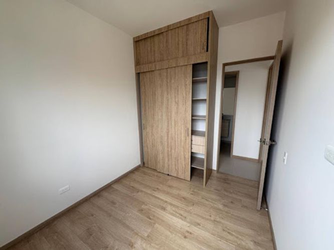Apartamento de 2 alcobas en venta en Barro Blanco, Rionegro, 60 m² · foto 7 de 11