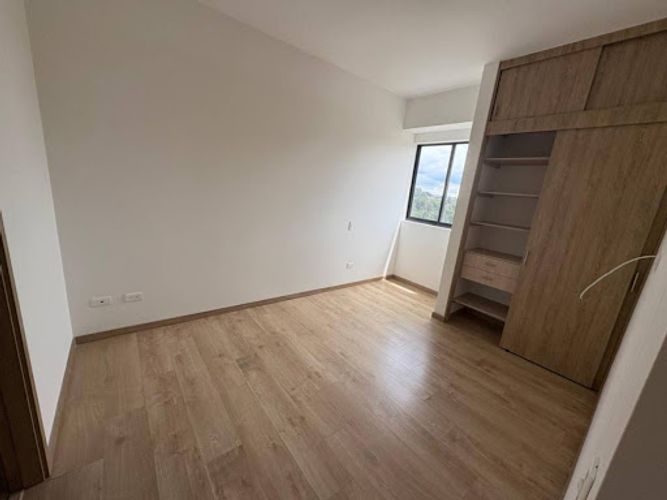 Apartamento de 2 alcobas en venta en Barro Blanco, Rionegro, 60 m² · foto 8 de 11