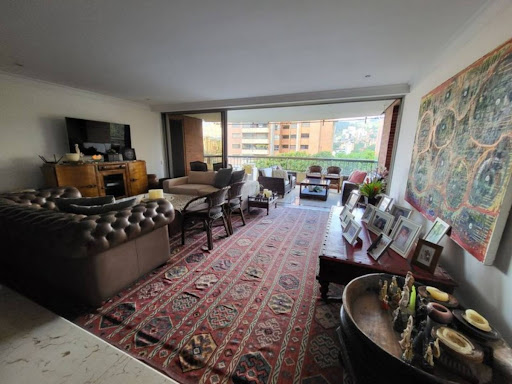 Apartamento en arriendo en La Tomatera, Medellín · foto 3 de 24