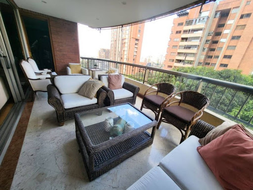 Apartamento en arriendo en La Tomatera, Medellín · foto 5 de 24
