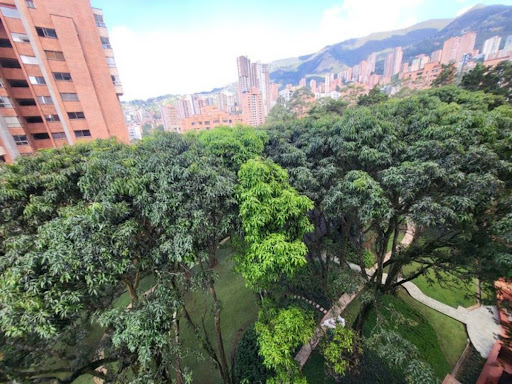 Apartamento en arriendo en La Tomatera, Medellín · foto 8 de 24