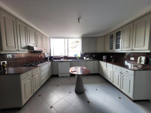 Apartamento en arriendo en La Tomatera, Medellín · foto 15 de 24