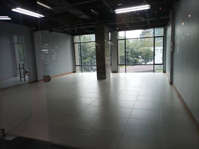 Local en arriendo en Oviedo, Medellín, 70 m² · foto 2 de 5