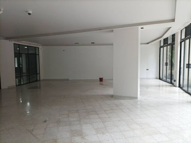 Local en arriendo en Oviedo, Medellín, 230 m² · foto 9 de 14
