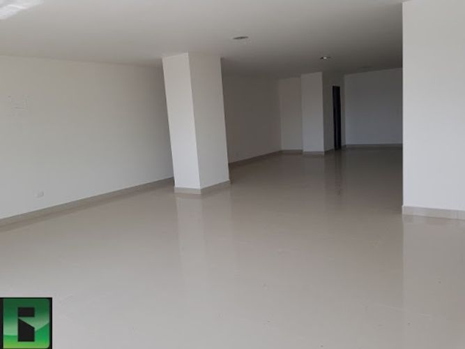 Oficina en venta en Niquia, Bello, 59 m² · foto 2 de 3