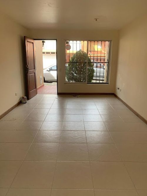 Casa de 3 alcobas en venta en Rionegro, 140 m² · foto 9 de 14