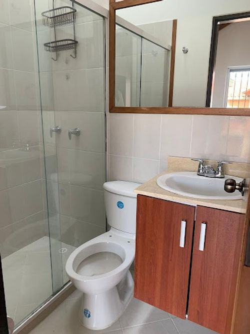 Casa de 3 alcobas en venta en Rionegro, 140 m² · foto 14 de 14