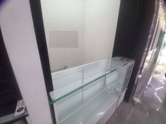 Local en arriendo en La Candelaria, Medellín · foto 4 de 5