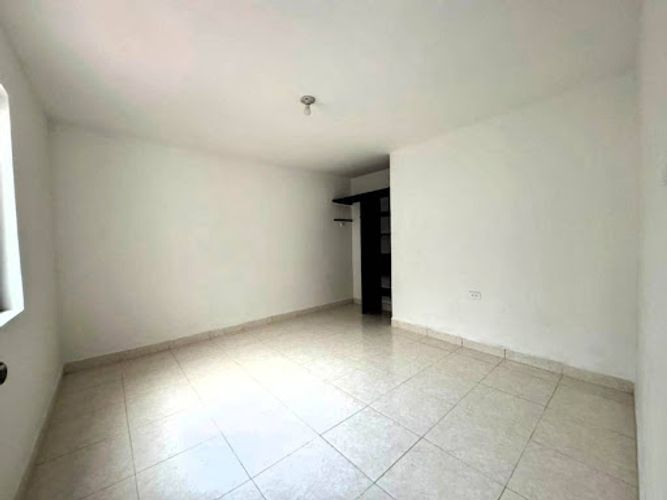 Casa de 4 alcobas en venta en Manila, Medellín, 357 m² · foto 11 de 13