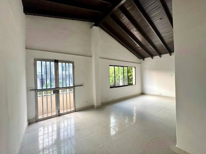 Casa de 4 alcobas en venta en Manila, Medellín, 357 m² · foto 12 de 13