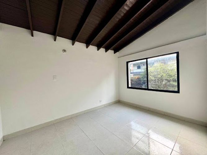 Casa de 4 alcobas en venta en Manila, Medellín, 357 m² · foto 13 de 13