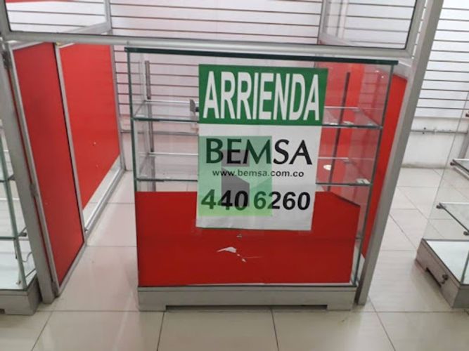 Local en arriendo en San Benito, Medellín · foto 3 de 3