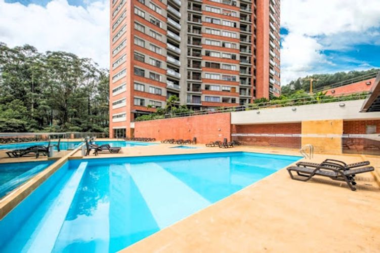 Apartamento de 2 alcobas en venta en Altos Del Poblado, Medellín, 67 m² · foto 19 de 22