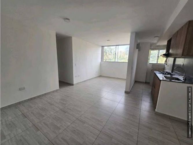 Apartamento de 3 alcobas en venta en Cuatro Esquinas, Rionegro, 60 m² · foto 7 de 17