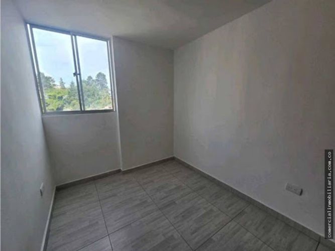 Apartamento de 3 alcobas en venta en Cuatro Esquinas, Rionegro, 60 m² · foto 15 de 17